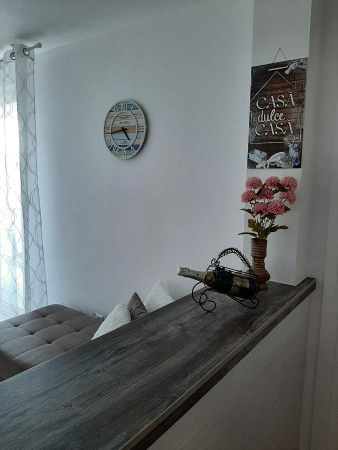 Chic Apartament デヴァ エクステリア 写真